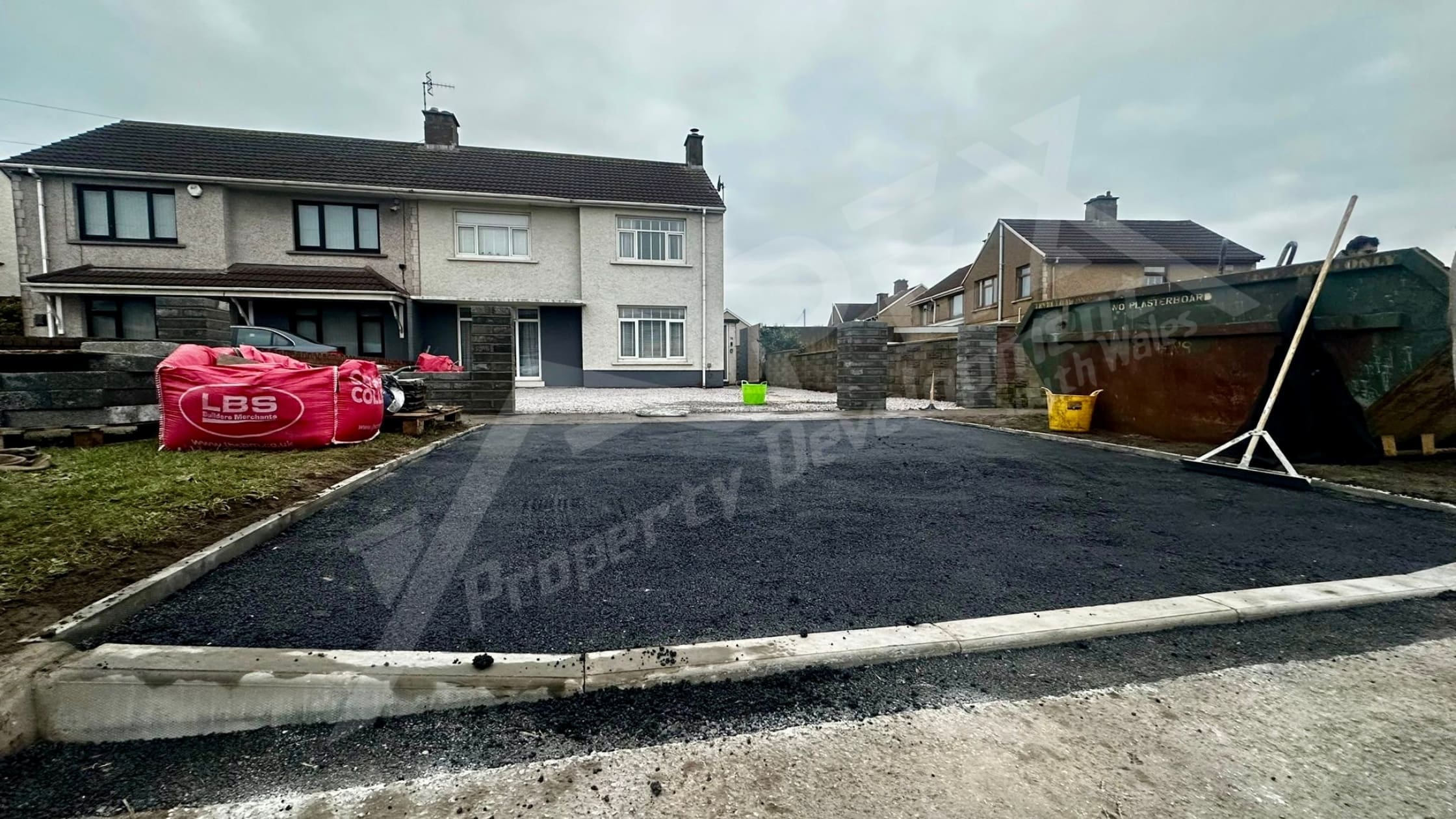 Tarmac Driveway in Port Talbot New tarmac driveway in Port Talbot